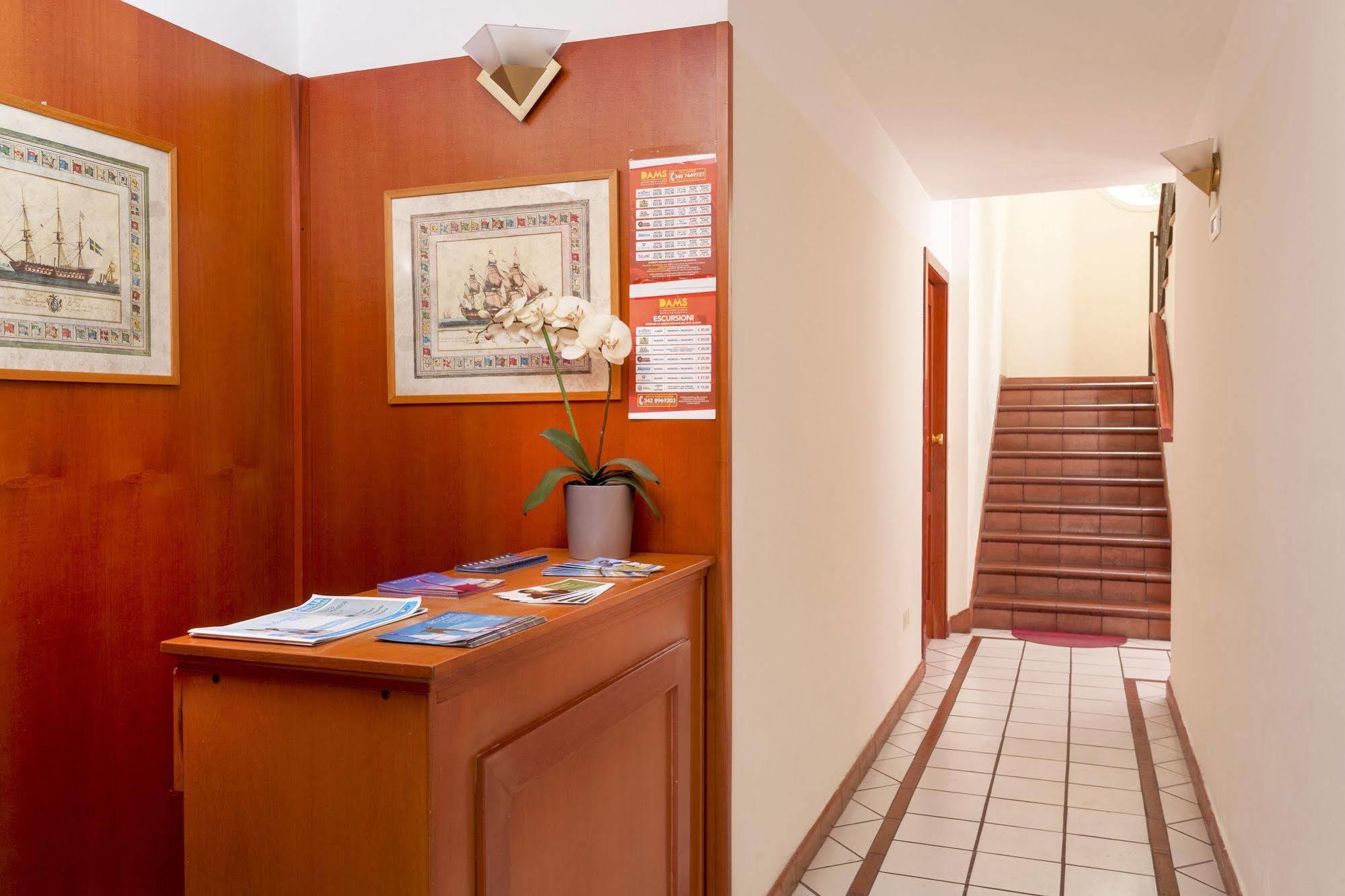 Residenza Villa Lidia Riccione Buitenkant foto