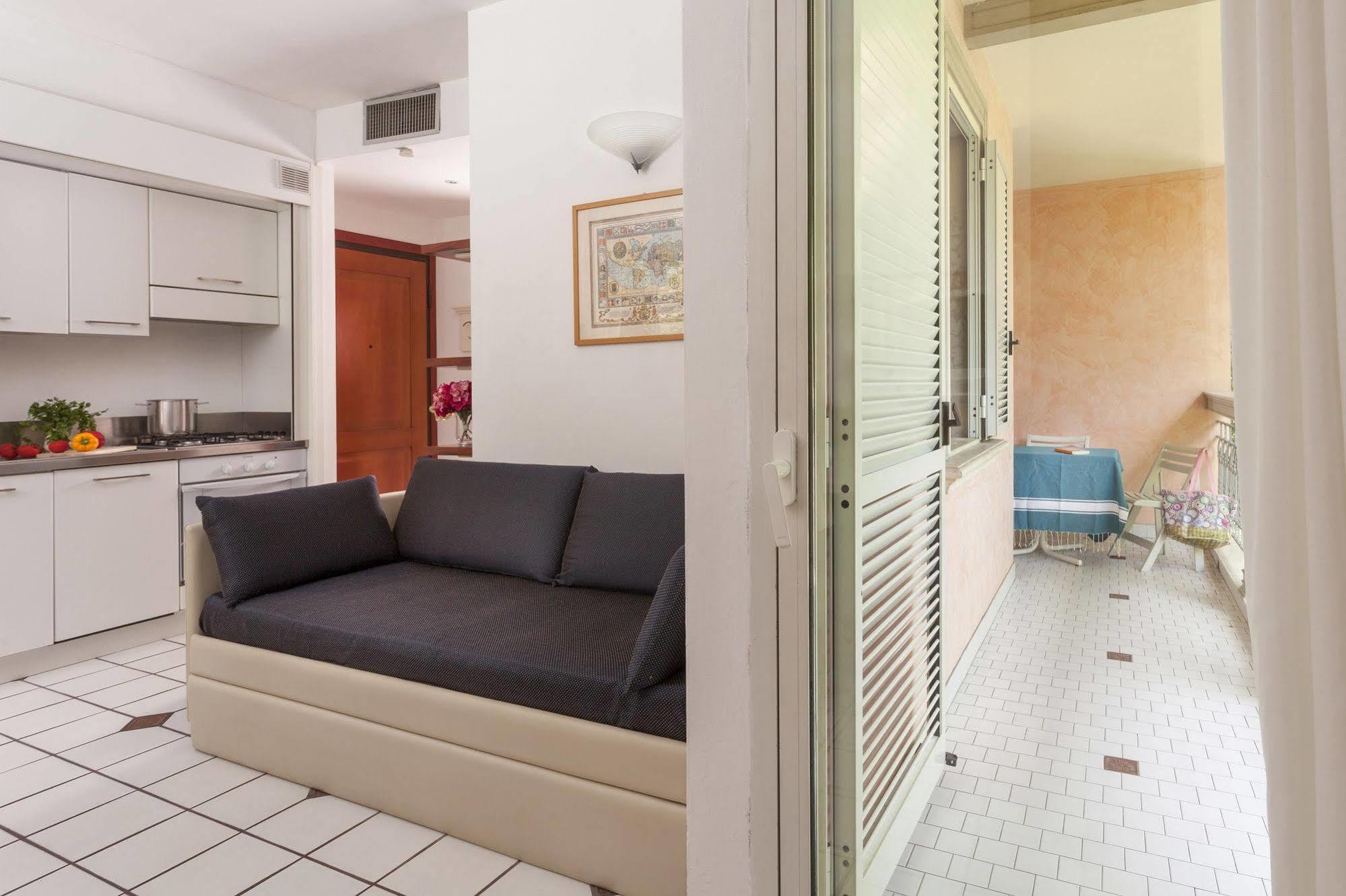 Residenza Villa Lidia Riccione Buitenkant foto